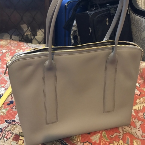 Sarah White Leather Purse - Picture 2 of 6